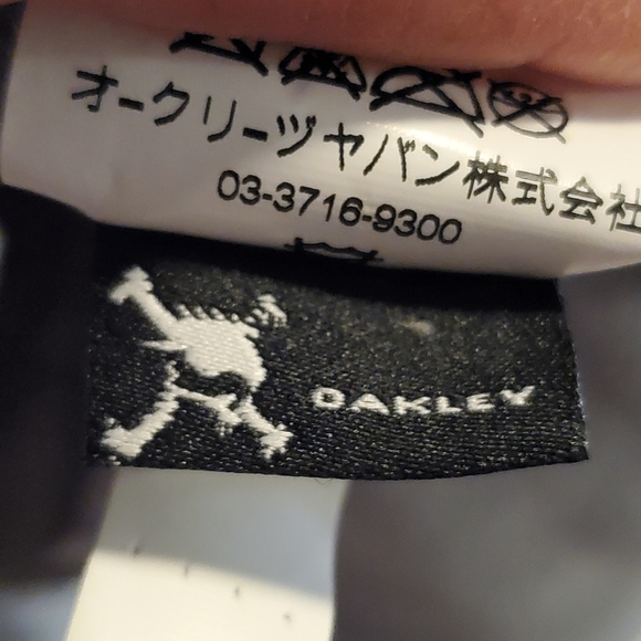 Oakley fleece lined cabled hat - Picture 6 of 6